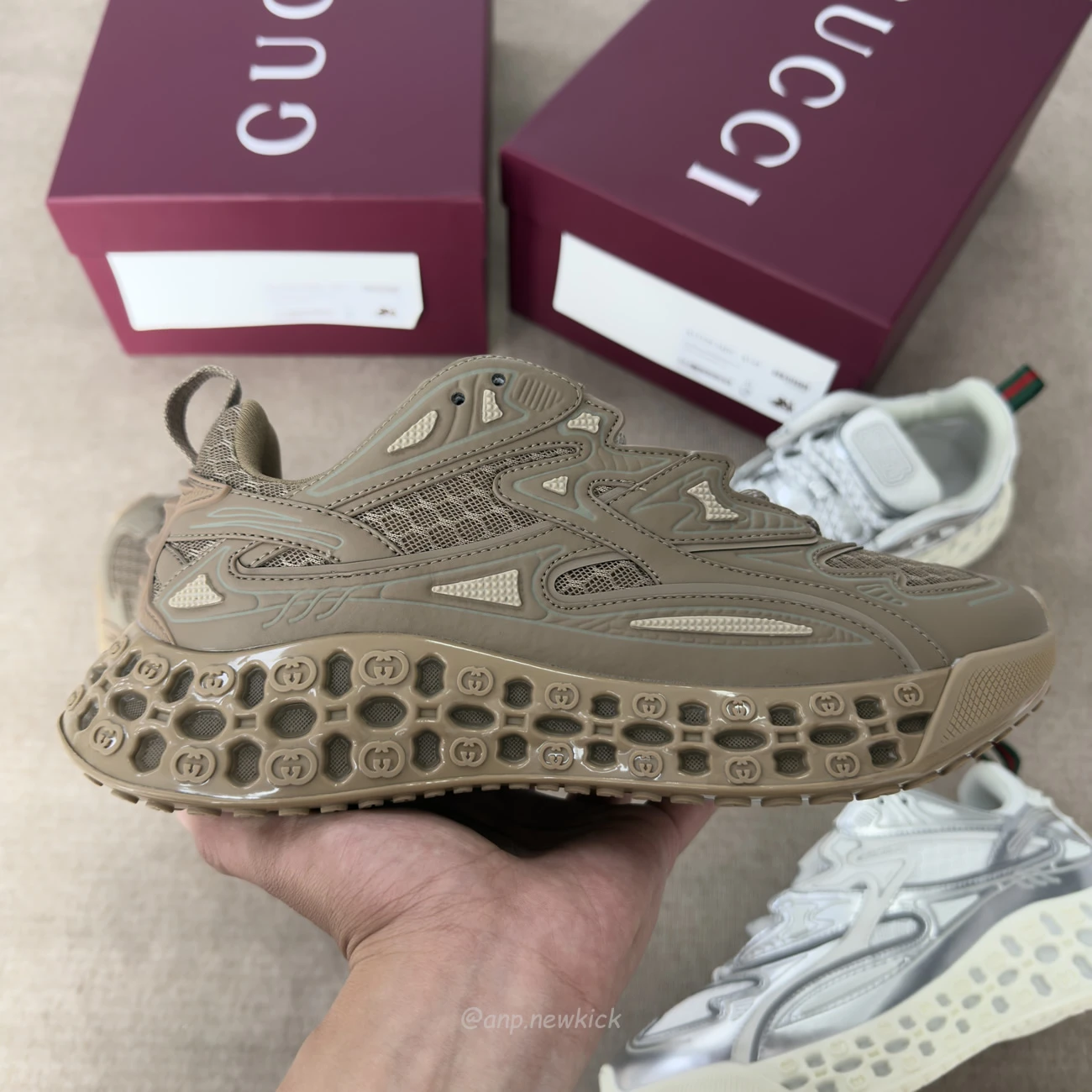 Gucci Cub3d Sneaker Light Grey White Brown Demetra 819709 Faebe 2847 (4) - www.kitistry.com