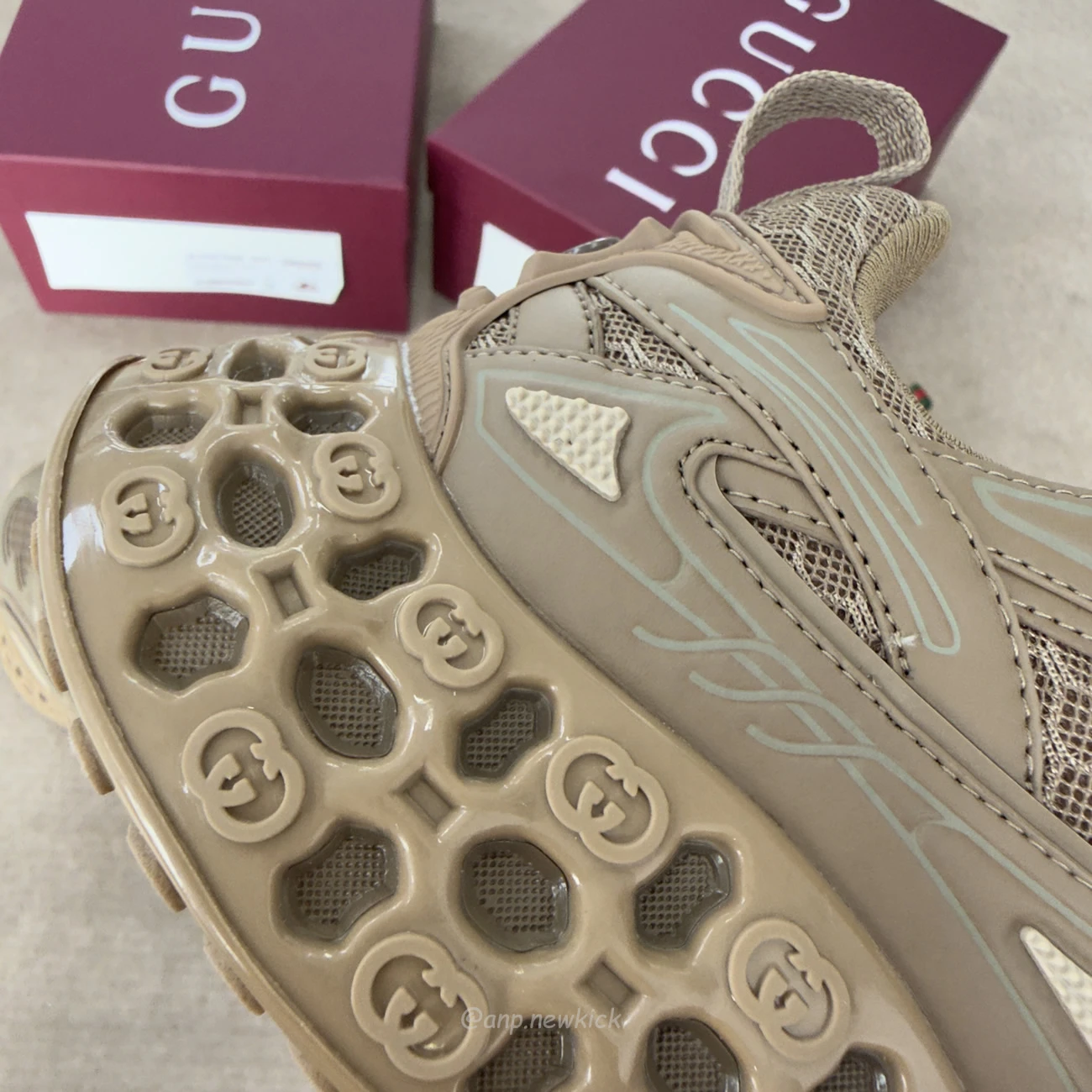 Gucci Cub3d Sneaker Light Grey White Brown Demetra 819709 Faebe 2847 (6) - www.kitistry.com