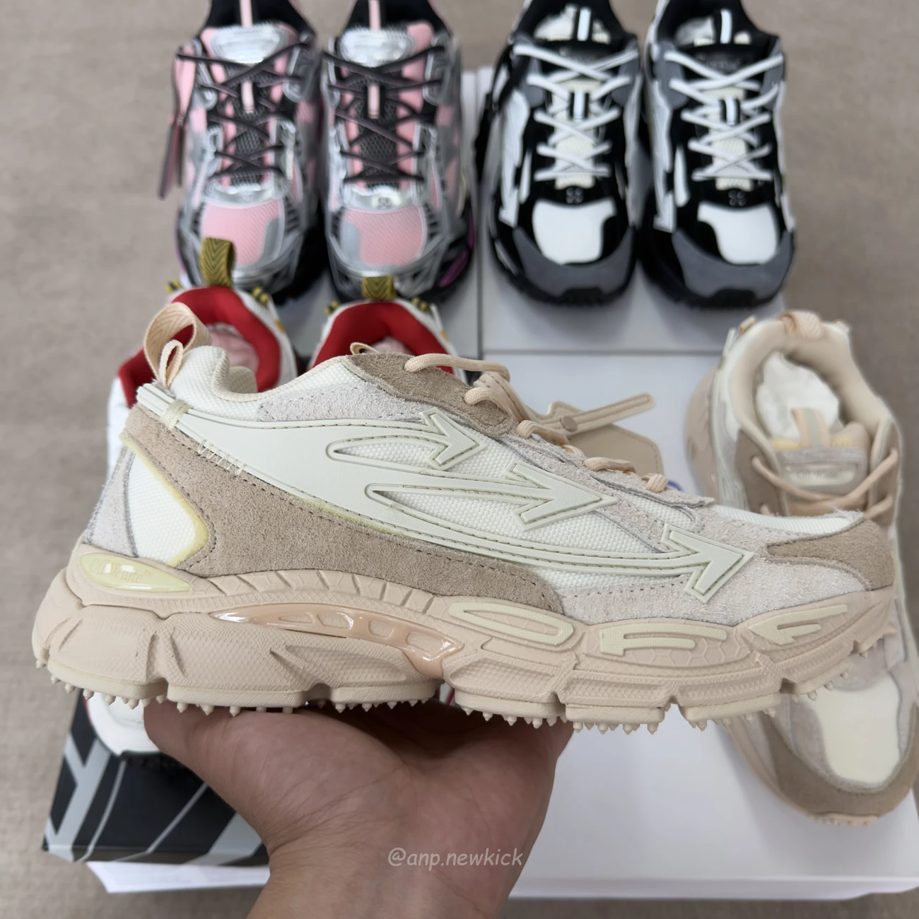 Off White Sneakers (7) - www.kitistry.com Off White Sneakers (7) - www.kitistry.com
