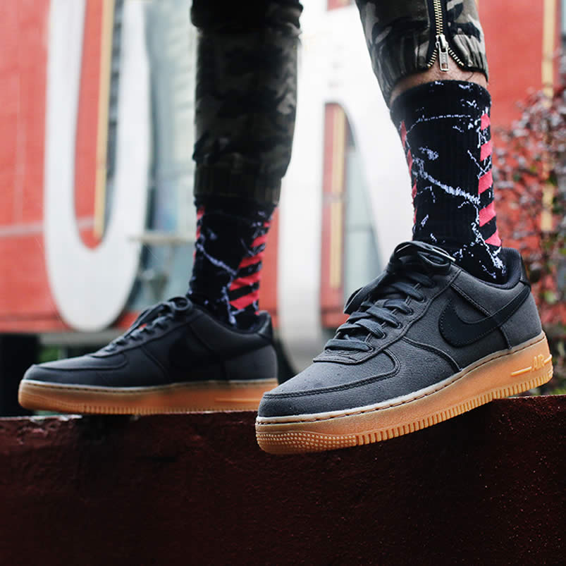 Air Force 1 07 Lv8 Style Black Gum Shoes On Feet Aq0117 002 (4) - www.kitistry.com Air Force 1 07 Lv8 Style Black Gum Shoes On Feet Aq0117 002 (4) - www.kitistry.com