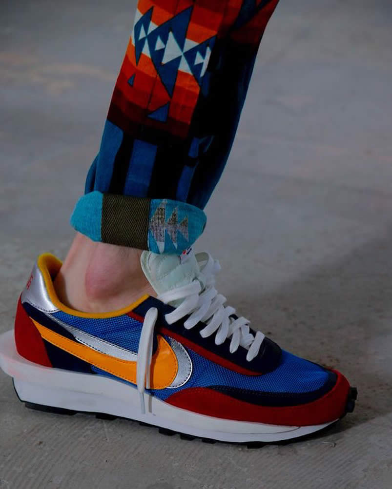 Sacai Nike Ldv Waffle Blue On Feet Bv0073 400 (7) - www.kitistry.com Sacai Nike Ldv Waffle Blue On Feet Bv0073 400 (7) - www.kitistry.com